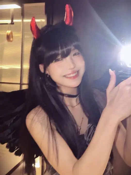 是天使还是恶魔我自有判断